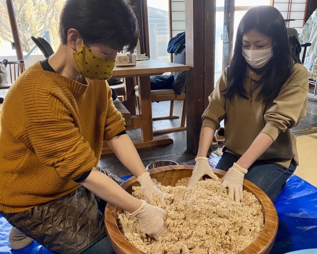 飛騨こうじ織勢　夏の味噌仕込会